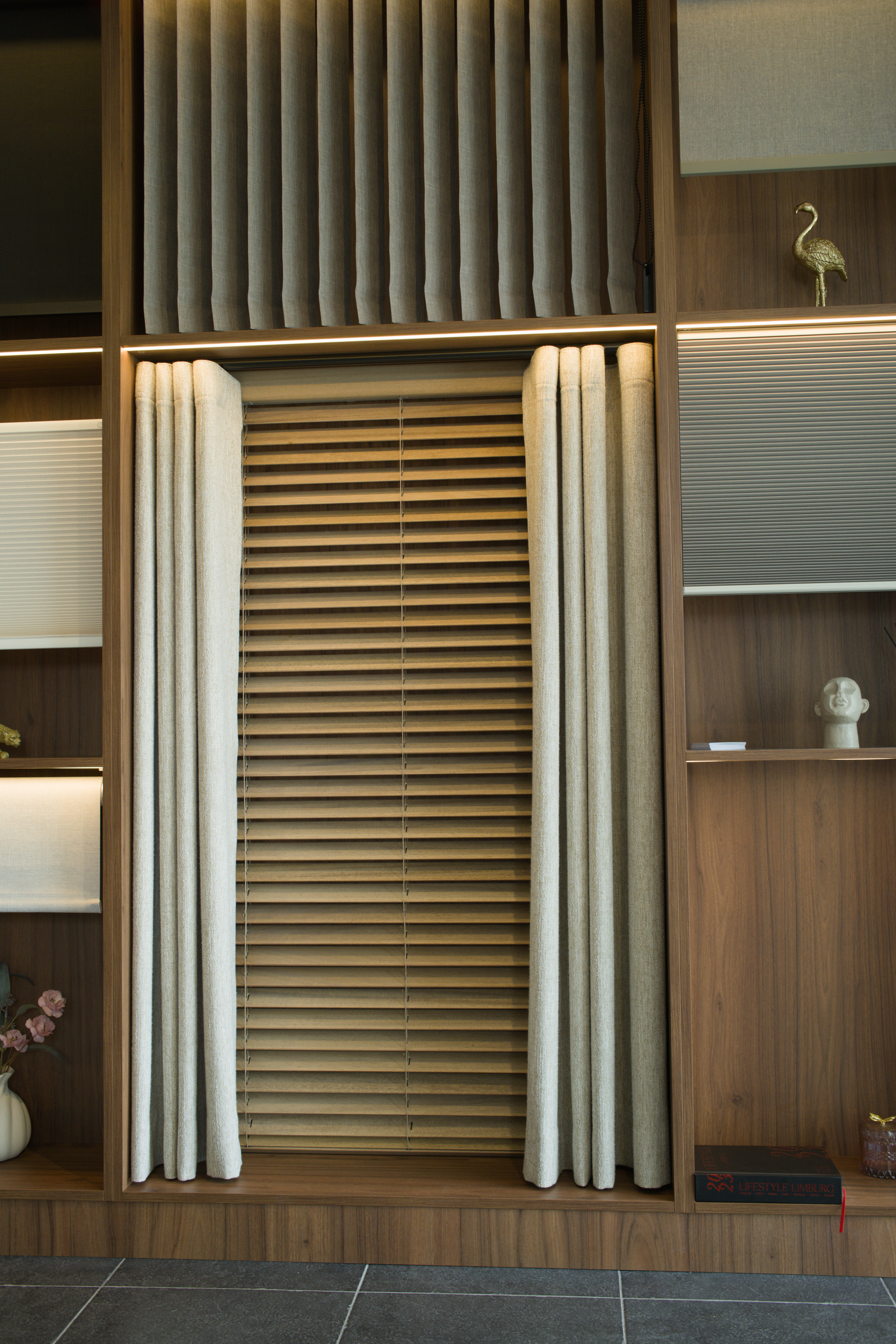 Stofstalen in de Altdeco showroom